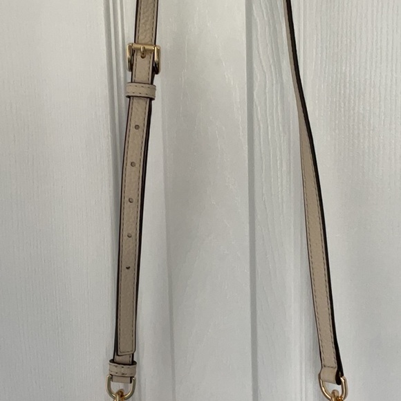 Michael Kors Cream color Crossbody Bag with Gold accents - Picture 9 of 10
